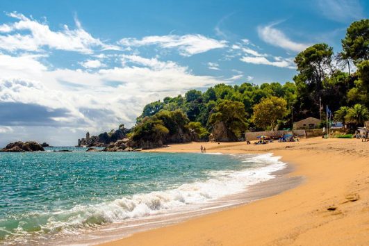 Дешеві тури на море